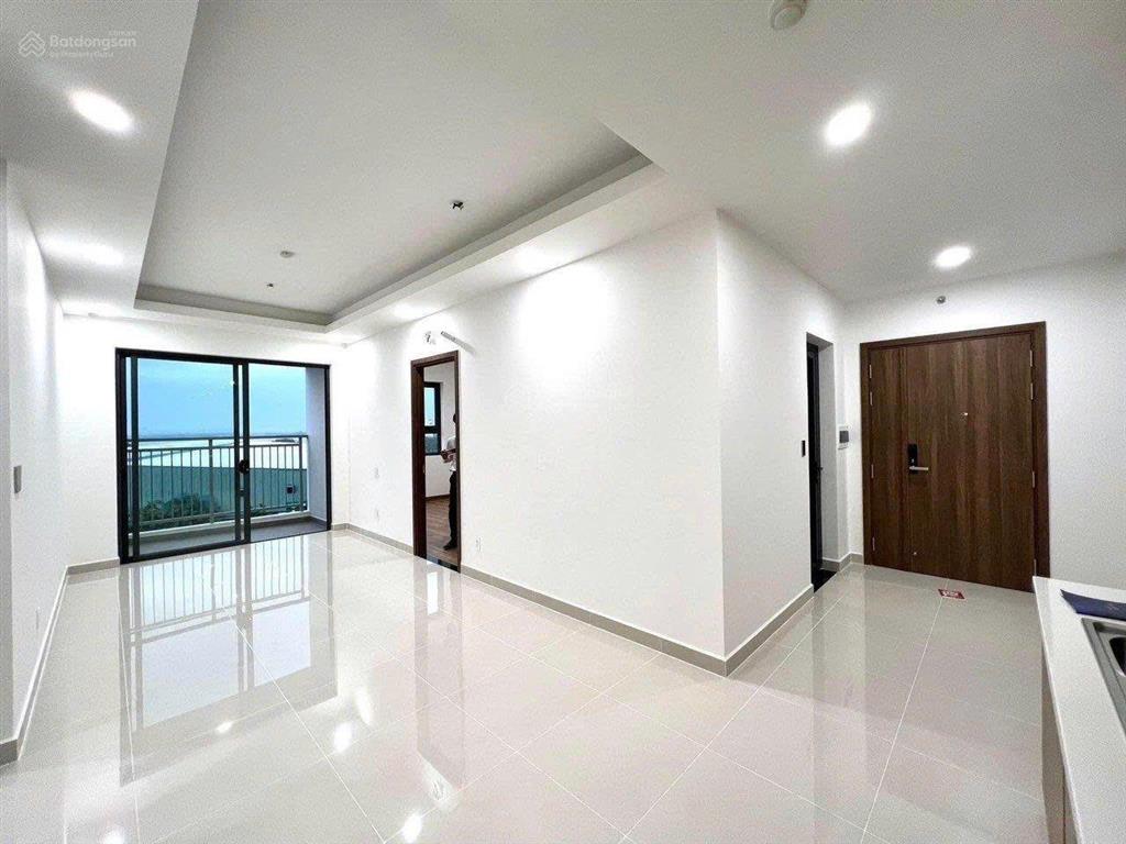 Bán gấp căn 3pn q7 riverside, view sông, tầng đẹp, 5.65 tỷ bao hết, hỗ trợ vay.  0906 361 ***