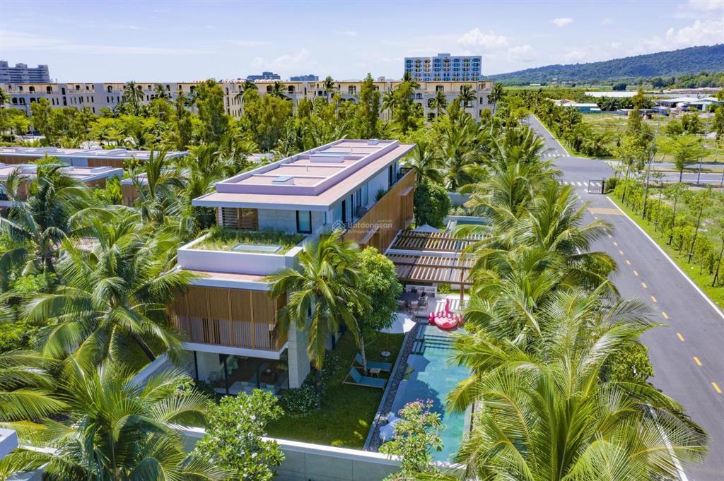 Bán bt sailing club tại phú quốc, 320m2, 4pn, 5wc. cam kết thuê 60tr/tháng, giá 23tỷ