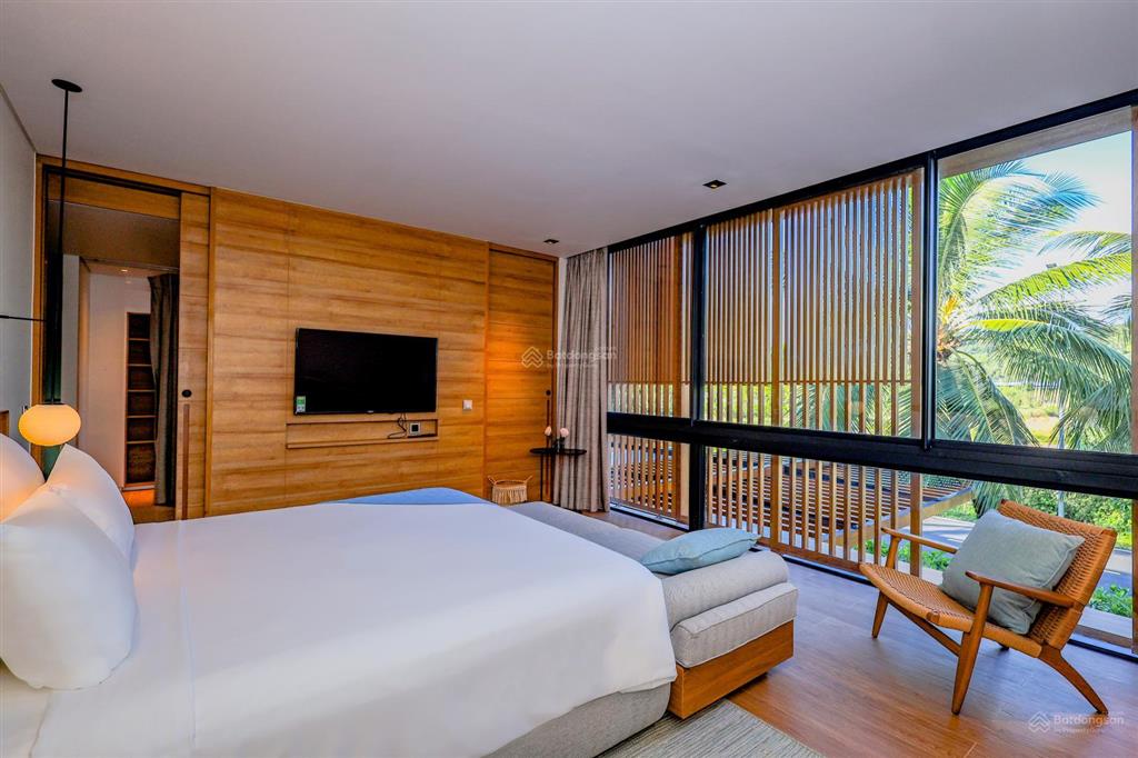 Bán bt sailing club tại phú quốc, 320m2, 4pn, 5wc. cam kết thuê 60tr/tháng, giá 23tỷ