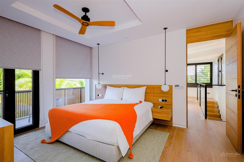 Bán bt sailing club tại phú quốc, 320m2, 4pn, 5wc. cam kết thuê 60tr/tháng, giá 23tỷ