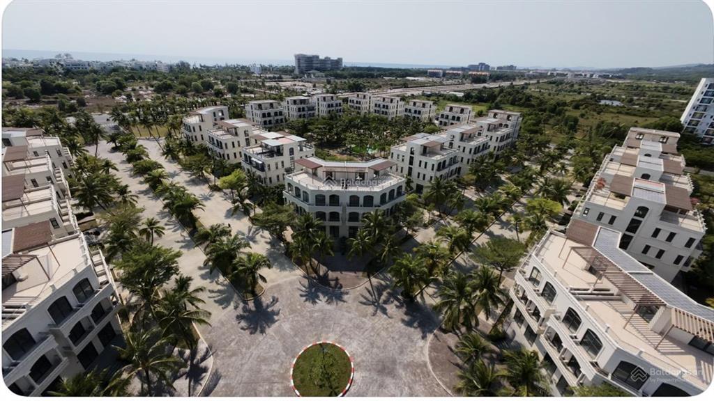 Chỉ 11.1 tỷ sở hữu biệt thự cao cấp palm garden (bim group) (cắt lỗ 4 tỷ) 286m2 đất thổ cư