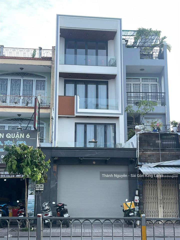 Mặt tiền bà hom, p13, quận 6 nhà mới, vị trí kinh doanh cực đẹp ngang 4,7m xây 4 tầng mới