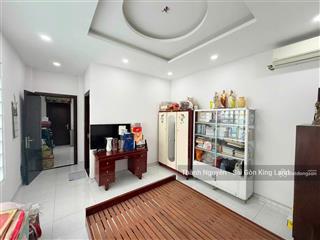 Nhà 2 mặt tiền phạm văn hai, tân bình, 4,3x17m, 2 lầu, 14 tỷ, đang kinh doanh