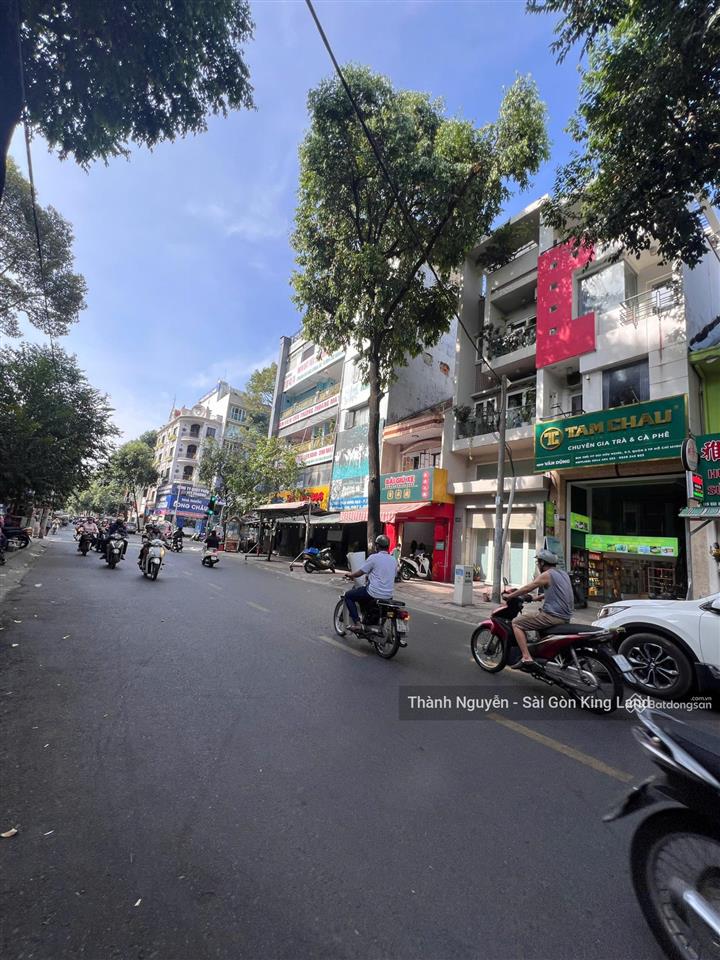 Siêu vị trí quận 1 góc 2 mặt tiền trần hưng đạo 60 tỷ dòng tiền ổn định 80tr/tháng