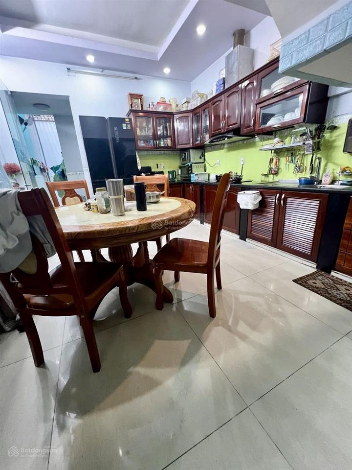 Mặt tiền hùng vương quận 5 ngay công viên giọt nước giá chỉ 17,5 tỷ tl