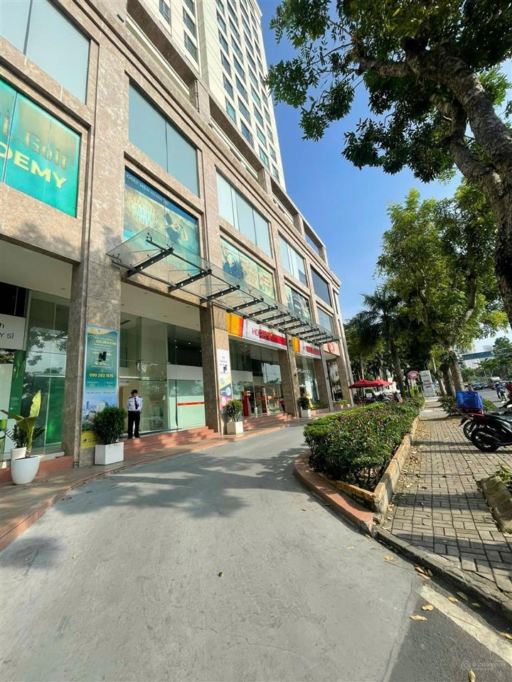 Bán officetel phú mỹ hưng quận 7 golden king 37m² giá 2,39 tỷ