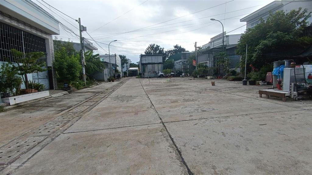 Bán gấp đất hòn rớ 2 đối diện sun group, đất vuông đẹp
