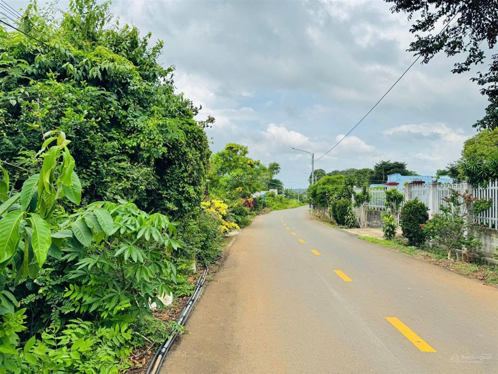 Cần bán đất đẹp, đất đô thị, ngay trung tâm xã đất đỏ