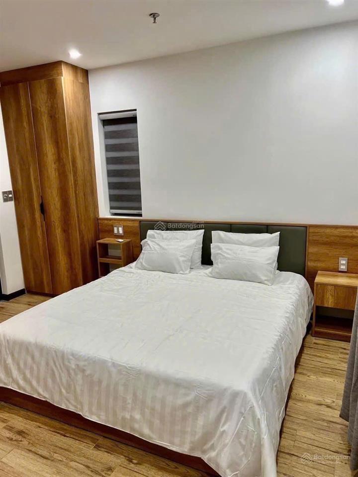 Căn góc 2 mặt tiền an thượng  nhà 3.5 tầng ngang 6.5m cách biển 300m có sẵn dòng tiền 65 tr/ th