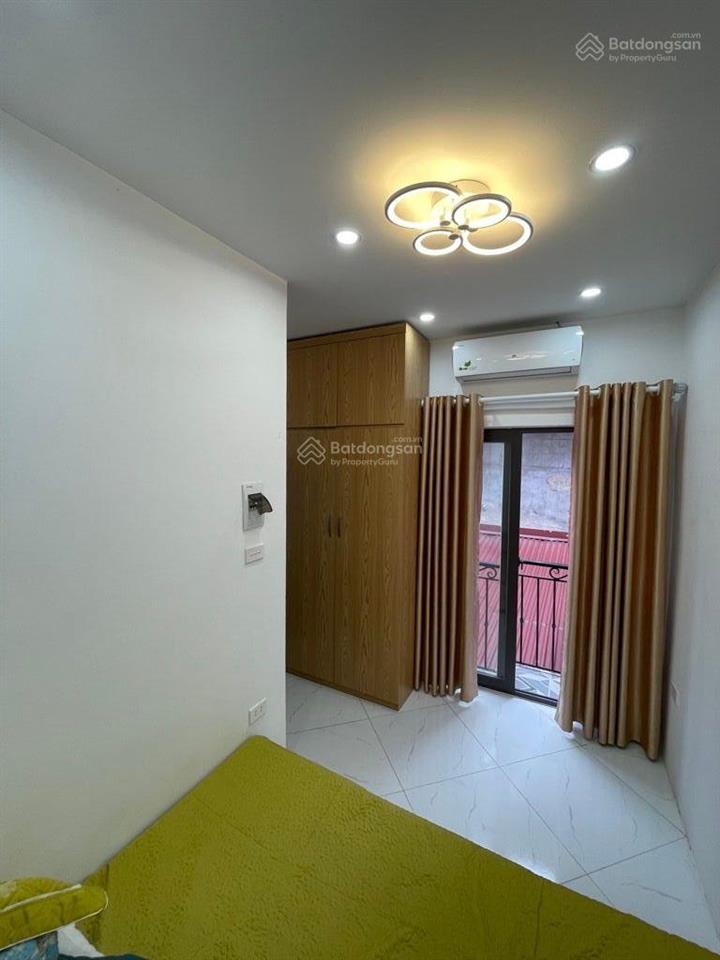 Gia đình nhường lại căn nhà sát phố huế chợ giời cho anh chị khách nào có nhu cầu, giá quanh 3 tỉ 8