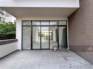 Cho thuê shop góc the panorama phú mỹ hưng, quận7. 250tr/tháng.  0968 668 ***