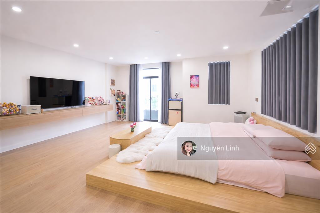 Duy nhất! amelie villa phú mỹ hưng, nhà bè, sàn 281m2, nội thất cao cấp! giá 16.9tỷ