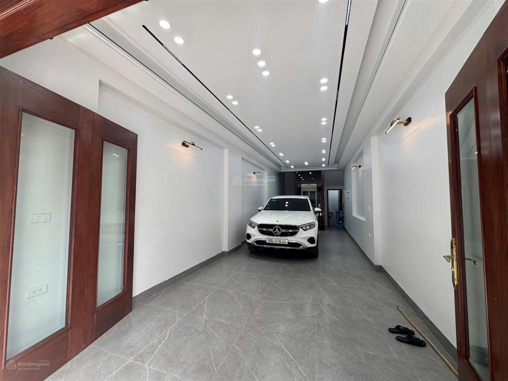 Hạ chào 2 tỉ nhà mặt phố phân lô tái định cư đặng vũ hỷ 50m 6 tầng thang máy full nội thất