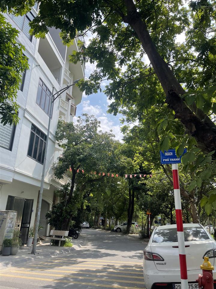 Hạ chào 2 tỉ nhà mặt phố phân lô tái định cư đặng vũ hỷ 50m 6 tầng thang máy full nội thất