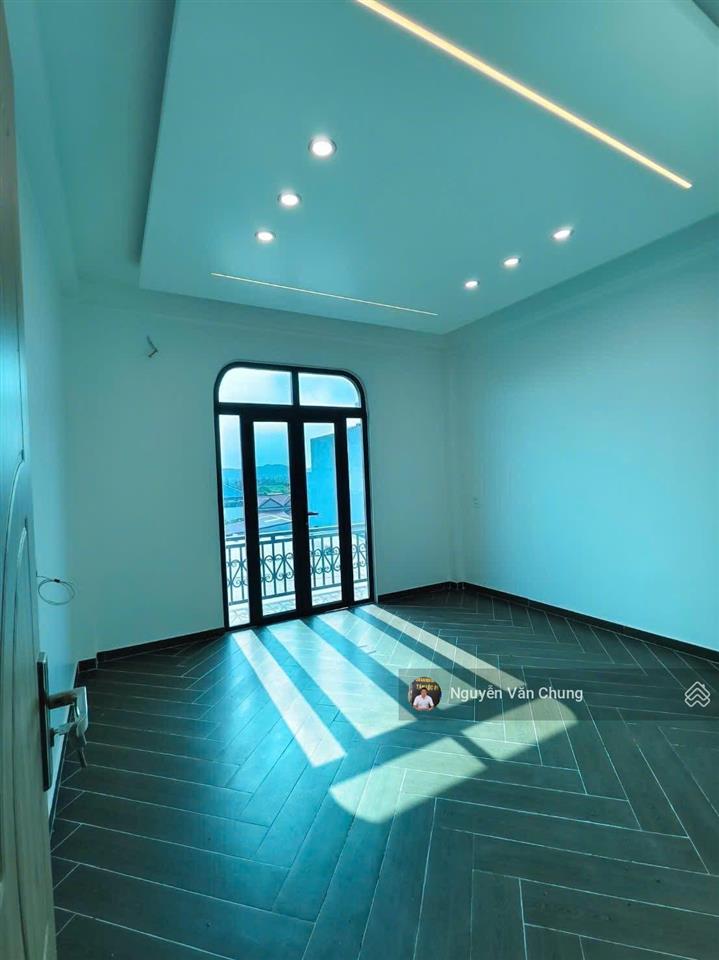 Bán nhà 4 tầng 80m² mặt đường nhựa 6m tại đa phúc  dương kinh (hưng đạo)  hp  gần cầu chợ chiều