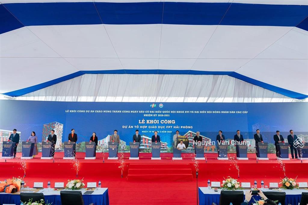 Bán lô đất 110m mặt đường 35m centrapark đa phúc (hưng đạo mới) sát dự án fpt giá hơn 30 triệu/m2