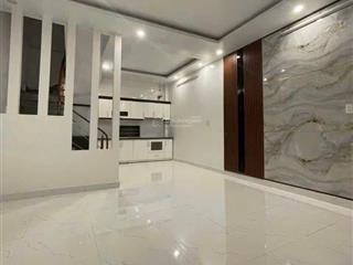 Chủ gửi bán nhà 3 tầng 40m2 hướng nam giá chỉ 1,6** tỷ tại phúc hải, gần chợ chiều đa phúc