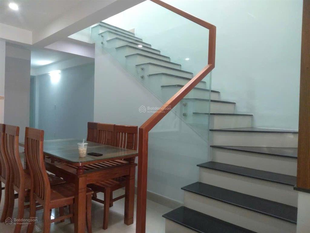 Cho thuê np tại huỳnh ngọc đủ, đà nẵng, giá cực chất 11,5 triệu, 100m2 có tl