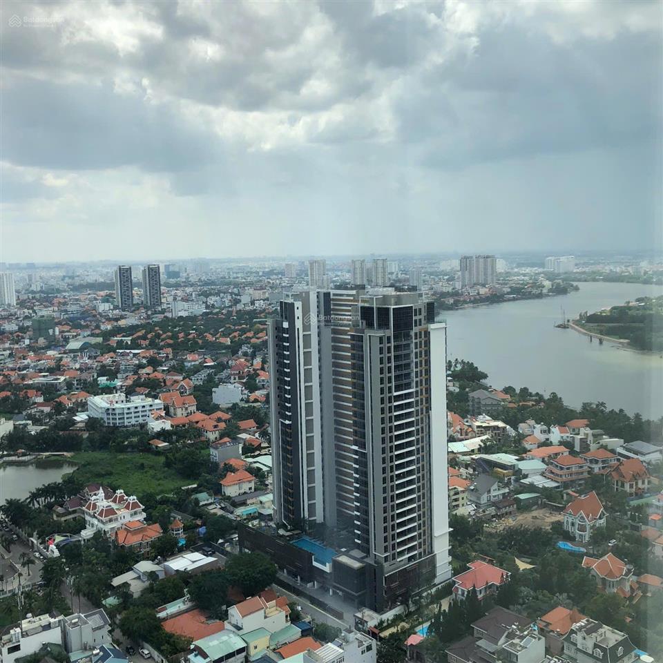 Bán gateway thao dien căn góc  view trọn sông sg và city  có sẵn slot đậu oto định danh