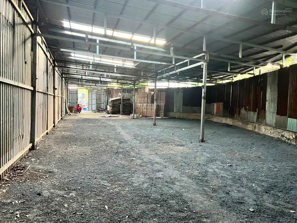 Cho thuê kho xưởng sửa mới, dt 300m2 đường số 11, phường trường thọ, thành phố thủ đức giá 20tr