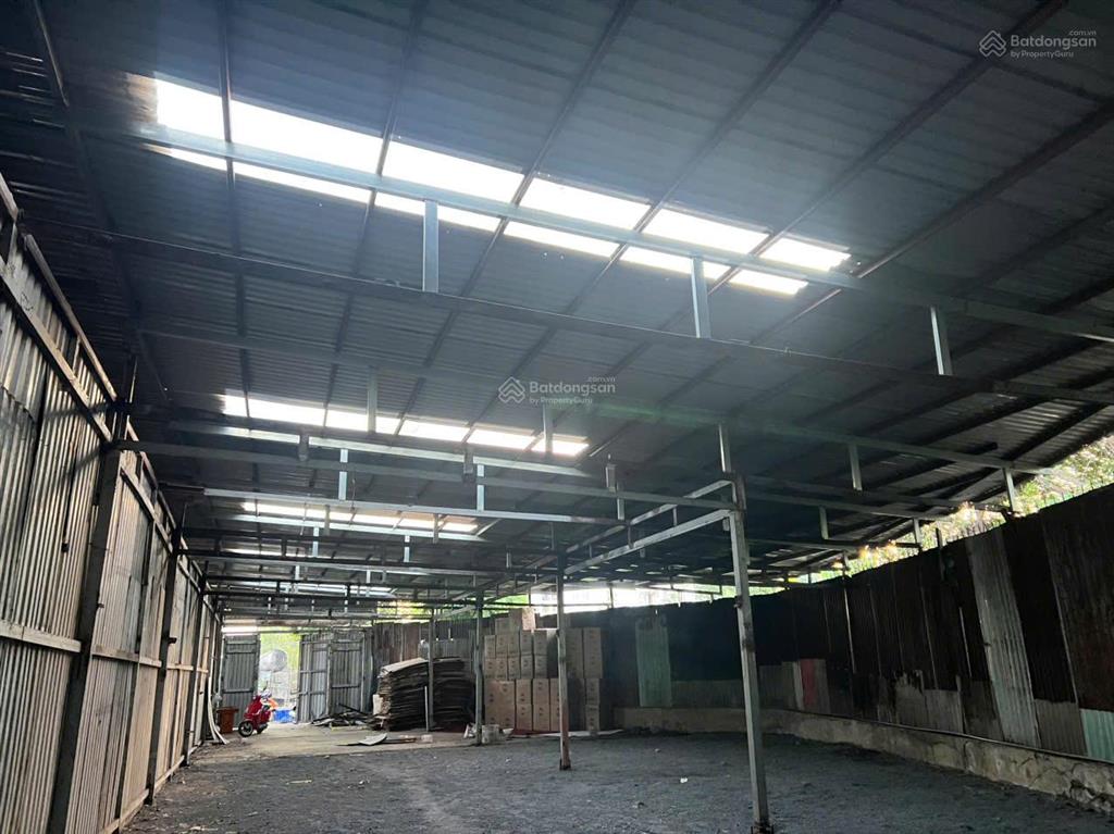 Cho thuê kho xưởng sửa mới, dt 300m2 đường số 11, phường trường thọ, thành phố thủ đức giá 20tr