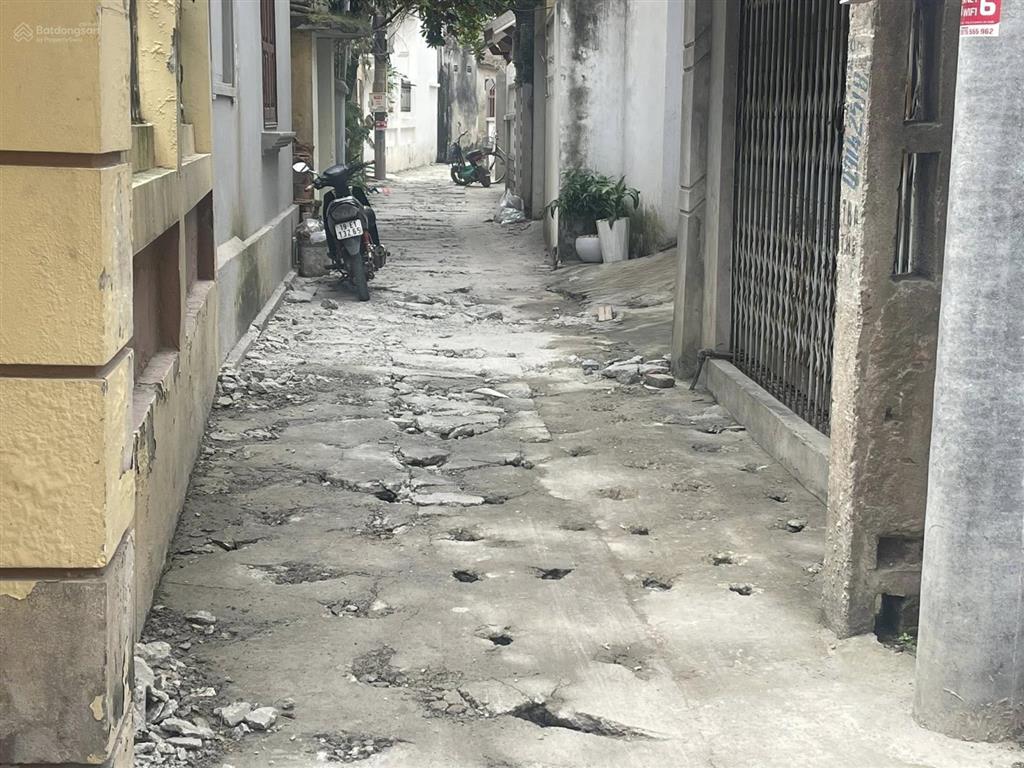 Lô góc 37m2 phúc hậu dục tú đông anhmt3.7ngõ thông taxigần 2 vin/đường sắt cao tốc