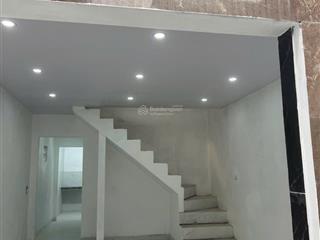 3.x tỷ rẻ nhất dương hà nhà 2t ở ngay 3 phòng ngủ  sổ nở hậu phong thủy 15m ra oto, gần tiểu học