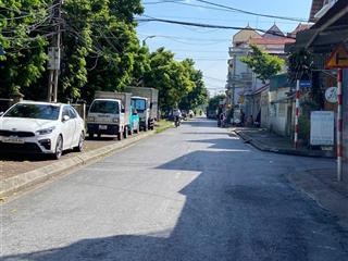 40m2 yên viênmt 3.7msẵn nhà c4 gác xép ở ngayoto đỗ gầnsổ sẵngiá 2.5 tỷ 0965 901 ***