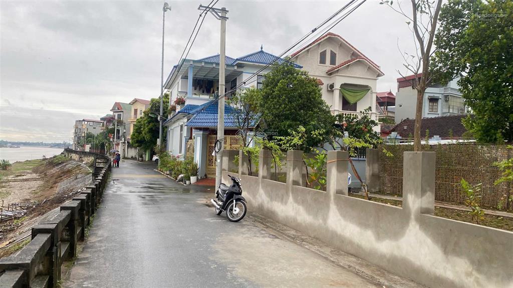 109m2 view sông dương hà phù đổng, lô góc 2 mặt đường, oto tránh, xây biệt thự hết ý, 0965 901 ***