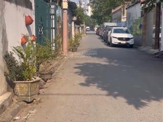 3.x tỷ49m2 thôn thượng dương hà phù đổngmt4.51 nhà ra oto tránhgần khu trung tâm hành chính xã