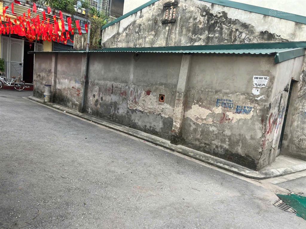 60m2 sẵn nhà 1t cống thôn yên viên phù đổng, 3 mặt tiền đường oto tránh, gần chợ/trường/nhà văn hoá