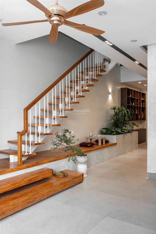 2.x tỷ, tặng nhà 3t mới yên viên phù đổng,khu 120 sau cụm trường,đường oto thông,sát đặng công chất