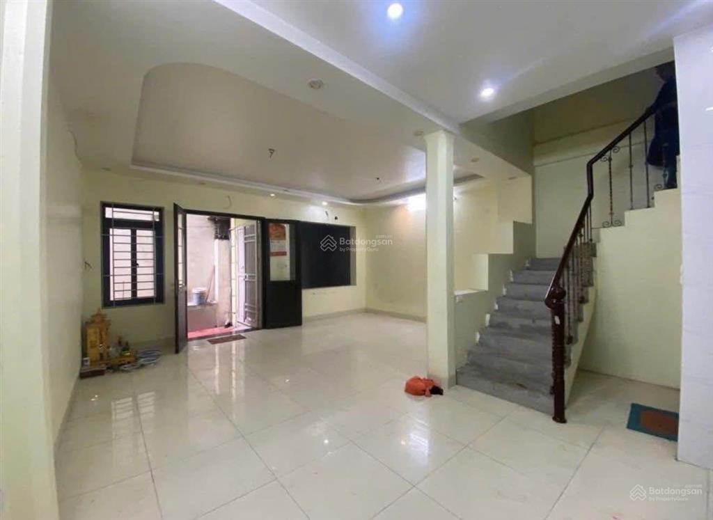 Duy nhất hà huy tập yên viên phù đổng 50m2nhà 3t dân xâyở/cho thuê ngay10m ra mặt phốngõ thông