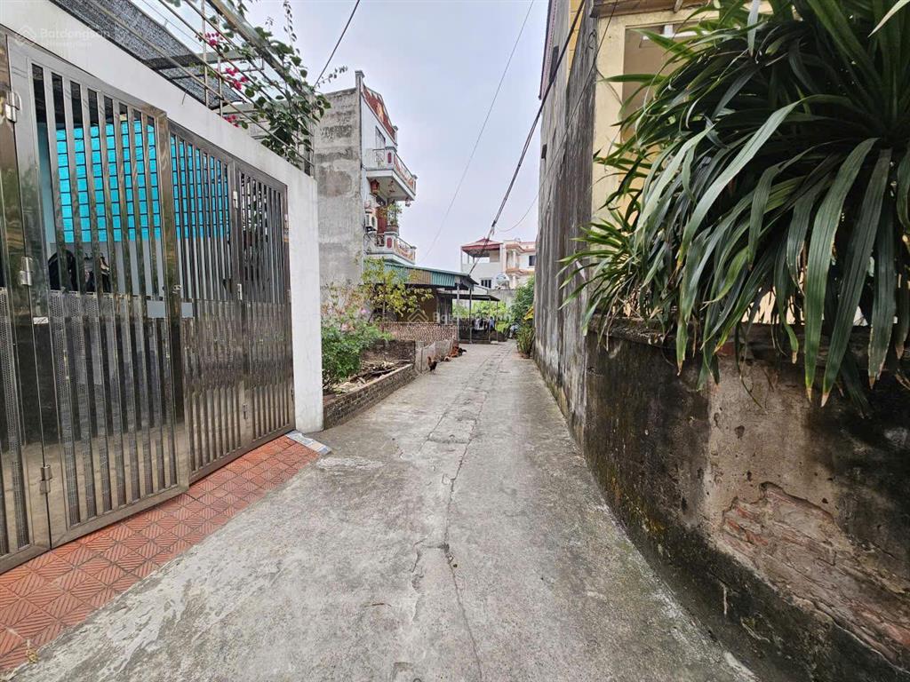 50m2 phan đăng lưu yên viên phù đổngmt4mđường 2 oto tránhnở hậusổ chính chủ sẵn sàng giao dịch