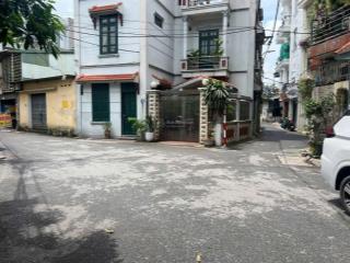 Nhà 3t 96m2 trung tâm thị trấn yên viên phù đổng mới mt 5m, oto qua nhà, gần chợ/trường/nhà văn hoá