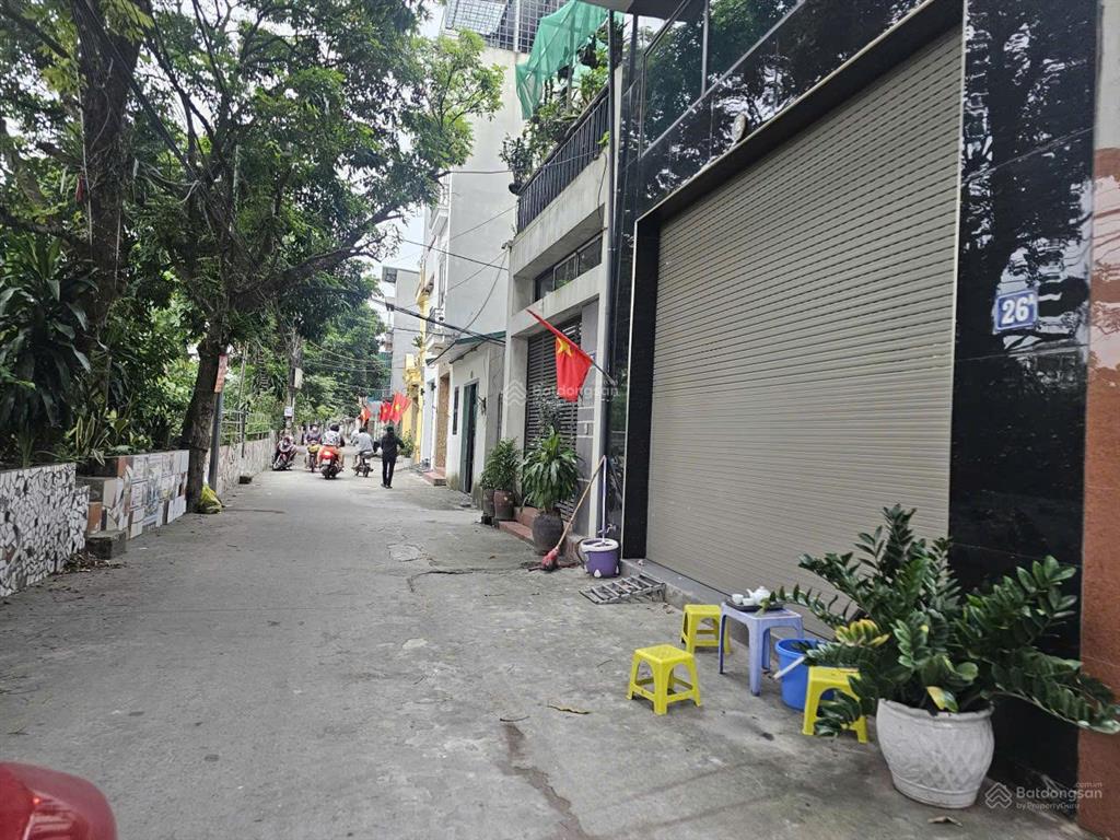 102m2 hà huy tập yên viênmt5.3m2 mặt thoángtrước nhà xe tải tránhsổ nở hậudân cư đông đúc