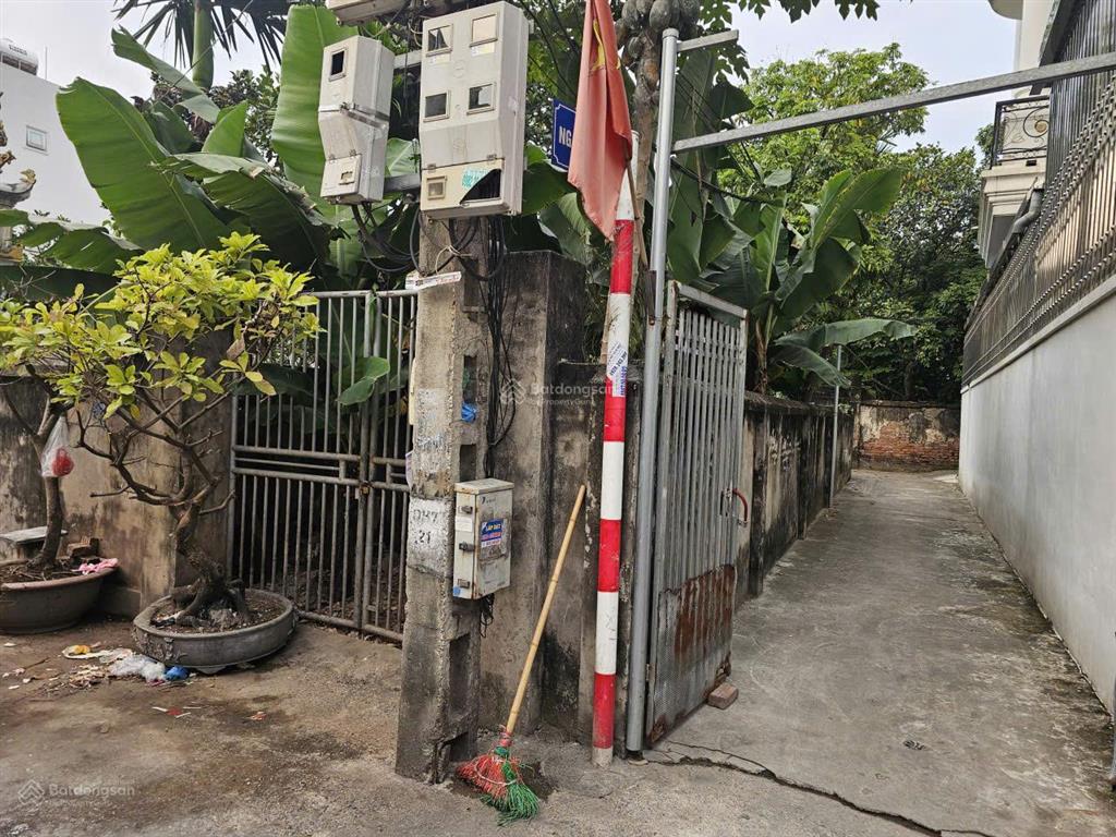 60m2 dương hà phù đổngtrong đêoto tránhlô gócngõ thônggần nhà văn hoá, chợ, trường