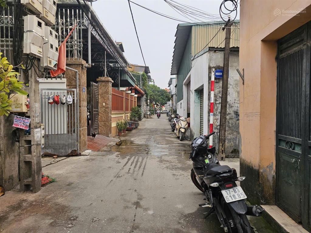 60m2 dương hà phù đổngtrong đêoto tránhlô gócngõ thônggần nhà văn hoá, chợ, trường
