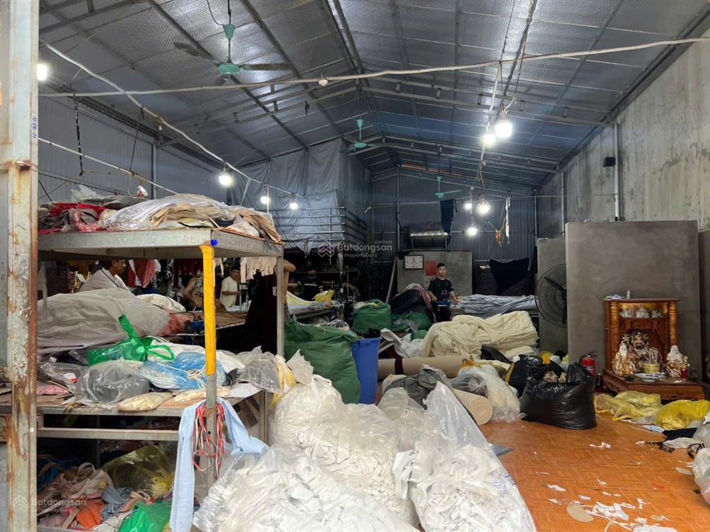 75m2 cống thôn yên viênmt4,5mngõ nông oto thôngsẵn xưởg cho thuêgiao thôg tiệngần trường/chợ