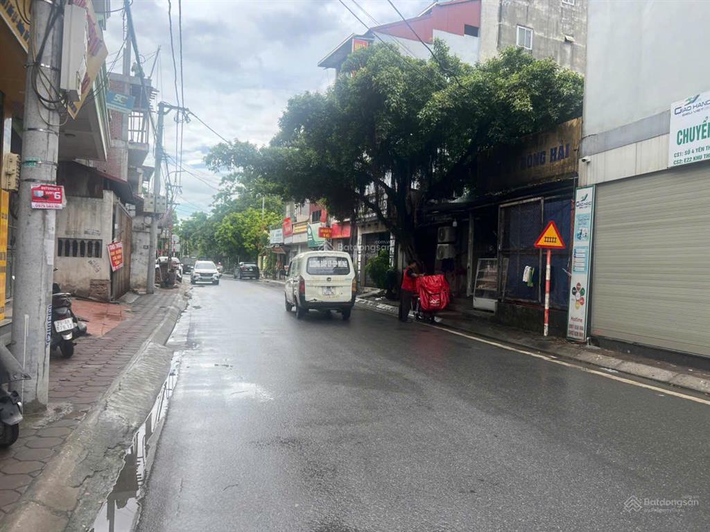 Nhà 3t yên thườngmt8.2mmặt đường kinh doanh100m ra ninh hiệptặng full nội thất