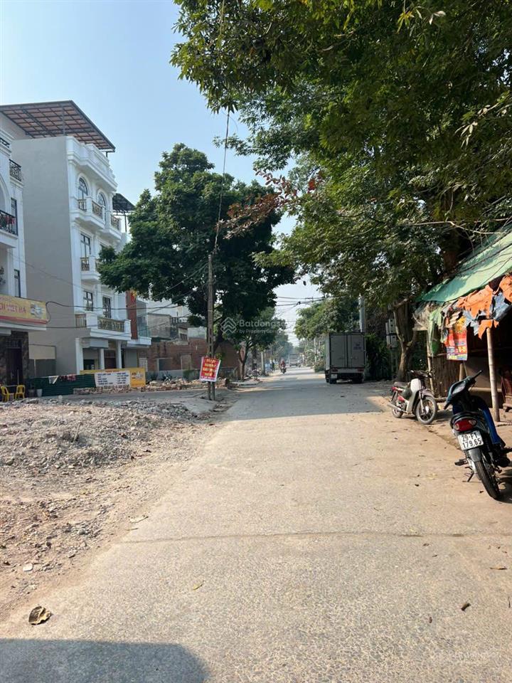 Mặt phố mới hồ sen đặng công chất, nhà 3t mt 4m, ngay ngã 4 chợ, kinh doanh tốt, đã quy hoạch đẹp