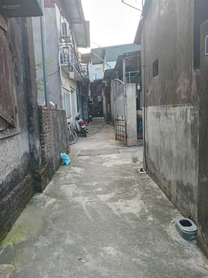 Nhà 2t sẵn ở/cho thuê thôn trung dương hà 46m2 mt5m 20m ra ôtô tránh dân cư đông, đường đang mở đẹp