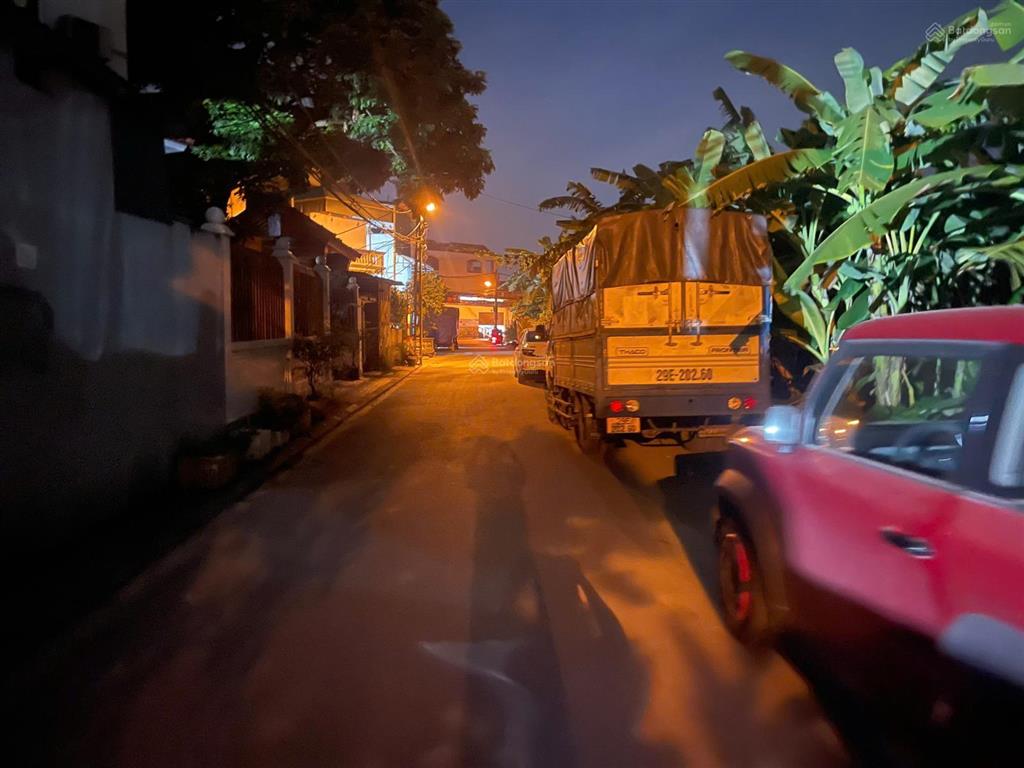 3 tỷ nhỉnh thương lượngthôn thượng dương hà10m ra oto tránhgần trung tâm xãtrường họcbến xe