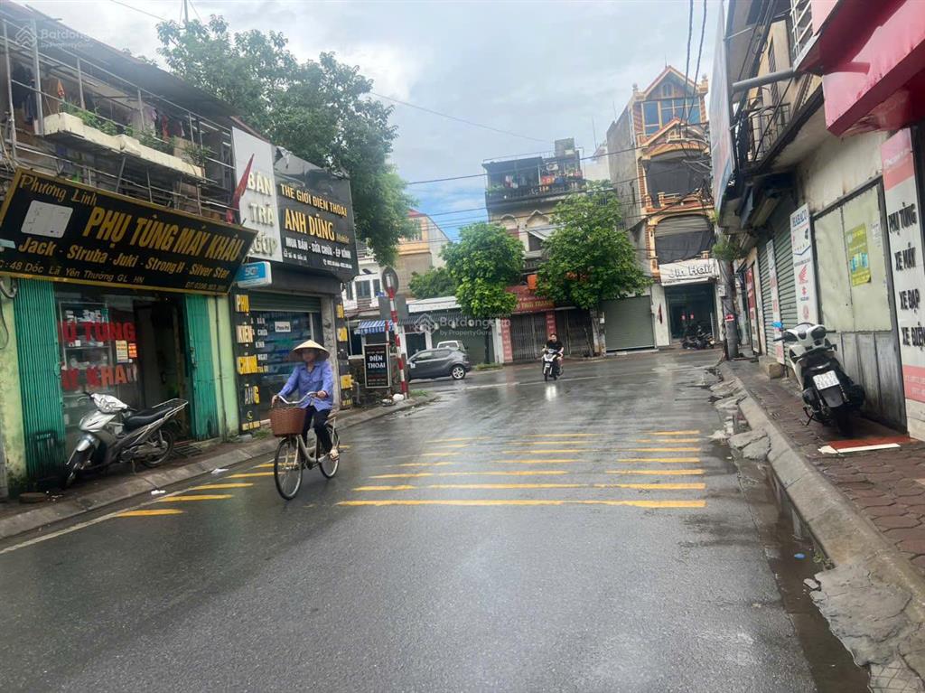 Bán nhà 3t yên thường yên viên phù đổng full nt mt 8.2m đường oto kinh doanh, 100m ra ninh hiệp