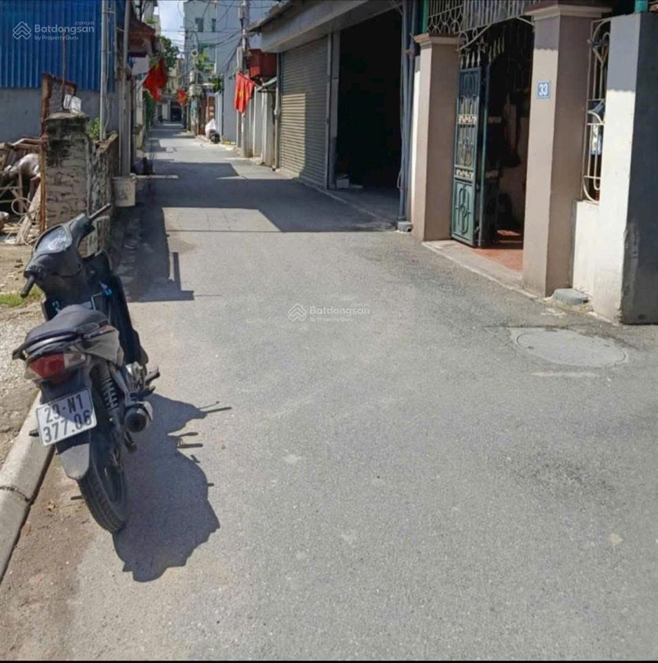 Lô góc nhà 3t 47m2 hà huy tập cống thôn yên viênđường oto tránhgần trường, chợ, quán xá