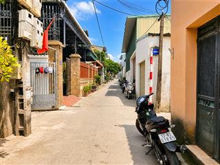 60m2 dương hà phù đổngtrong đêoto tránhlô gócngõ thônggần nhà văn hoá, chợ, trường
