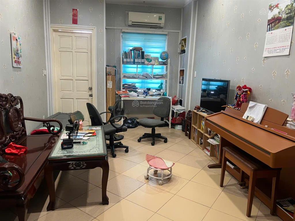 Sẵn nhà đẹp 4t ở ngay, yên viên gia lâm, 57m2, đường oto, sổ sẵn, kết nối giao thông thuận tiện