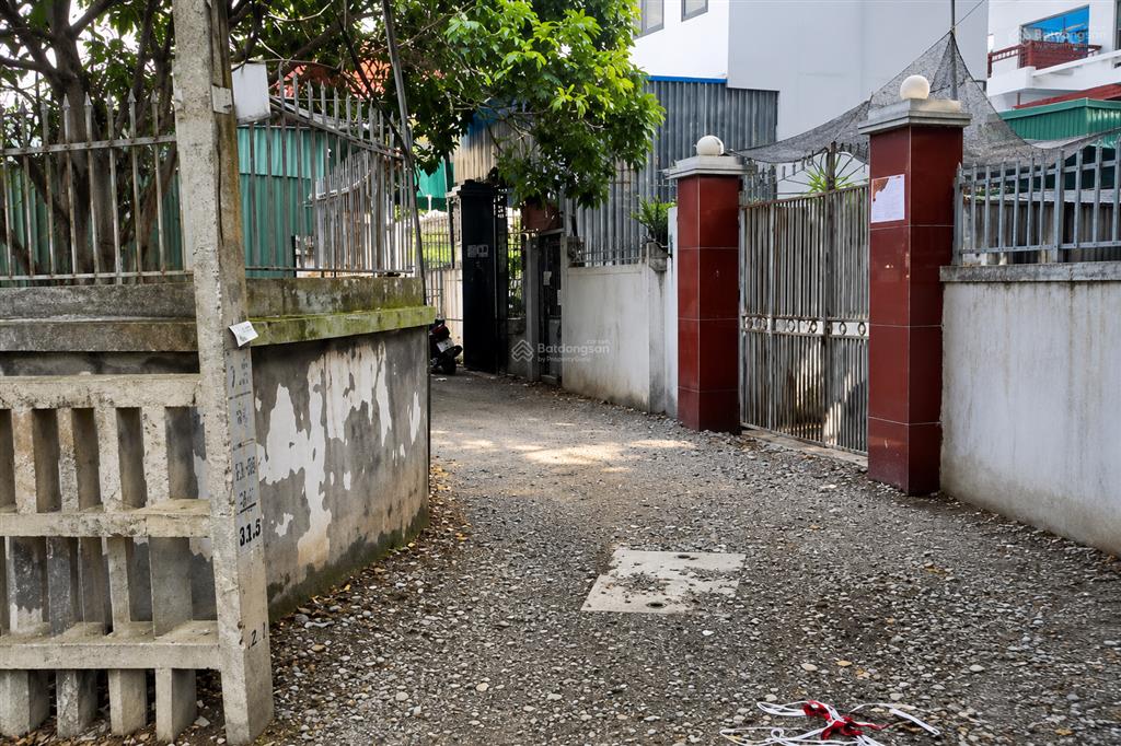 2.x tỷ thôn thượng, dương hà, gia lâm, sẵn nhà c4, 80m ra oto tránh, tiện kết nối cầu đuống