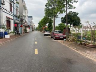 4.x tỷ xuân dục yên thườngsẵn nhà 4t ở/cho thuêmt4msổ đẹpoto con vào nhà1 nhà ra oto tránh