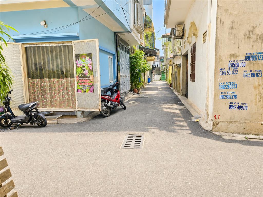 6.x tỷ nhà 2t 70m2 khu cơ khí yên viên2 mặt oto thôngoto đỗ trước nhàdân cư đônggần chợkd tốt